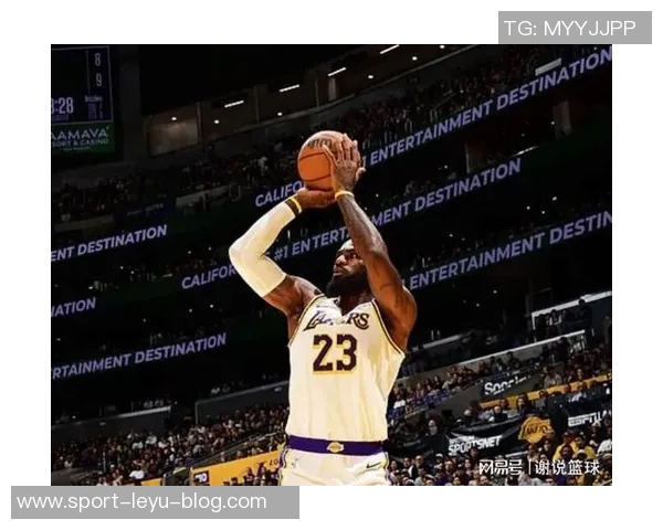 詹姆斯自26岁以来正负值领跑全队斯玛特紧随其后表现不俗