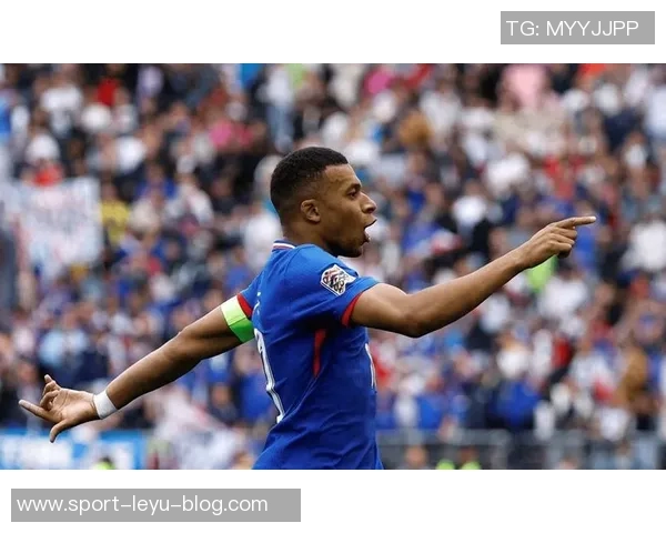 卡拉格展望2026年世界杯法国队夺冠姆巴佩获金球英格兰队挺进四强