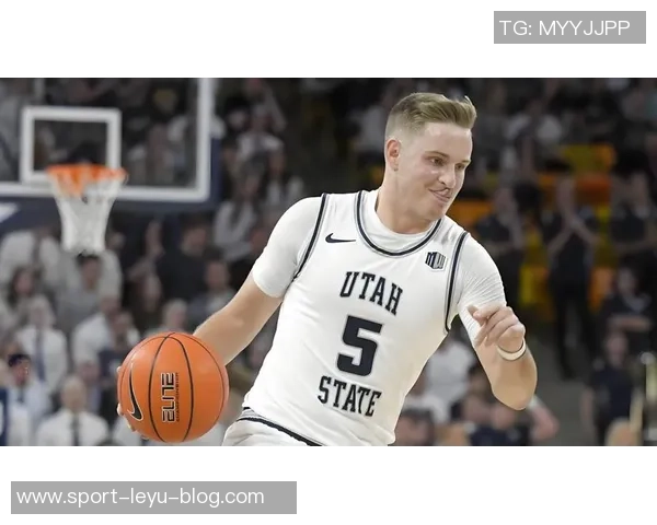 梅里尔表现出色三分球命中率高达六成贡献19分4篮板正负值显著提升